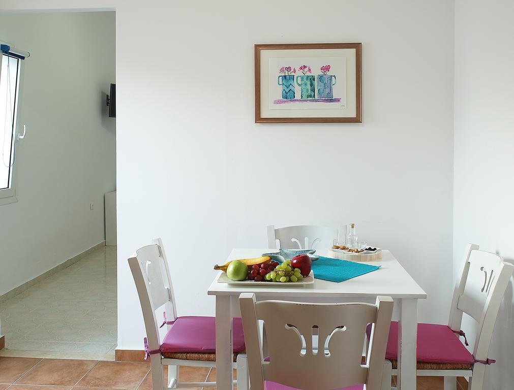 Almiris Seaside Apartments Almirída Kültér fotó