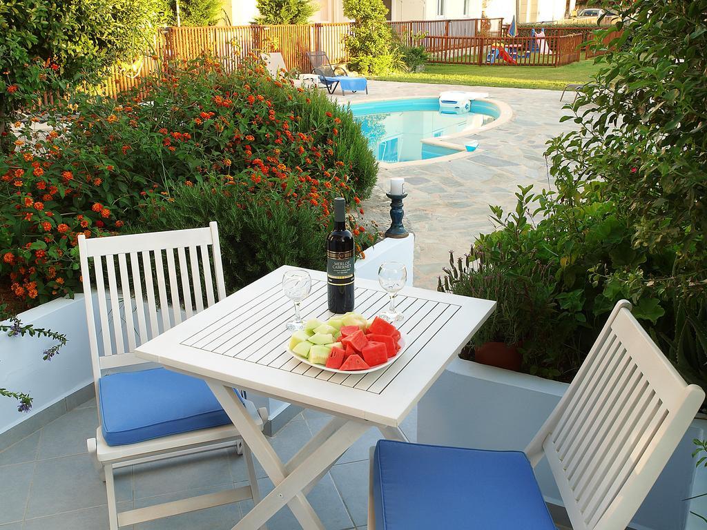 Almiris Seaside Apartments Almirída Kültér fotó